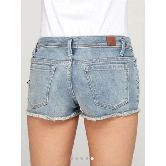 Roxy Blaze Gemoetric Embroidered Boho Festival Cut Off Raw Hem Shorts Size 11 - Picture 3 of 16